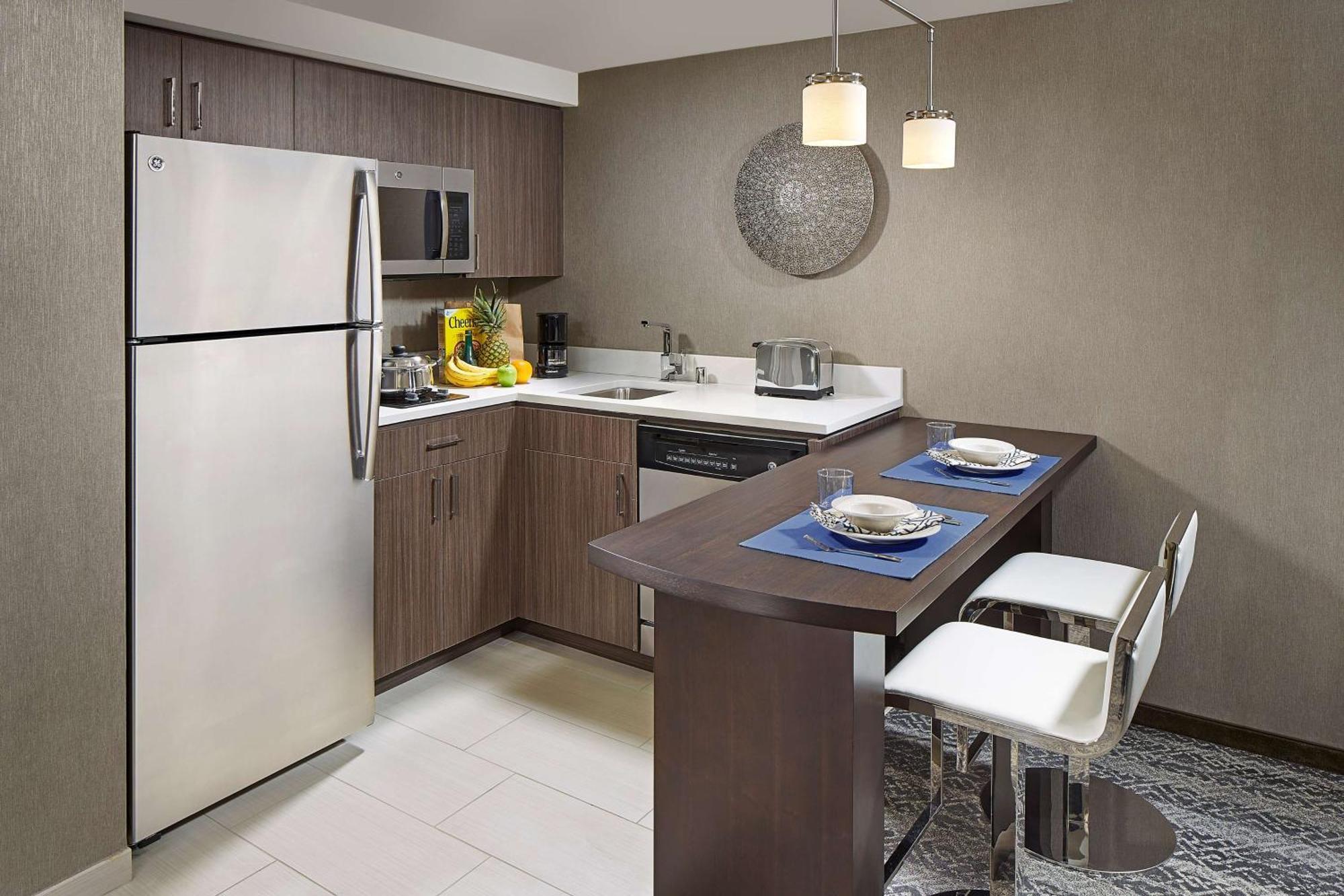 King Studio Suite with Harbor View